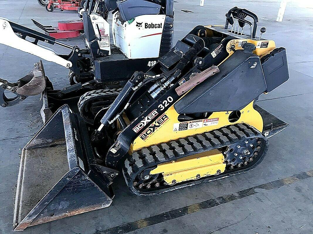 Equipment Shipping Boxer 320 Mini Skid Steer Track Loader to