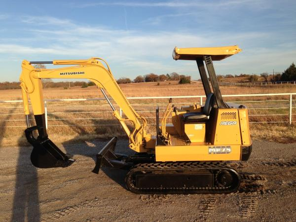 Cost to Transport a Mini Excavator  Mitsubishi ME25 to Jackson  uShip