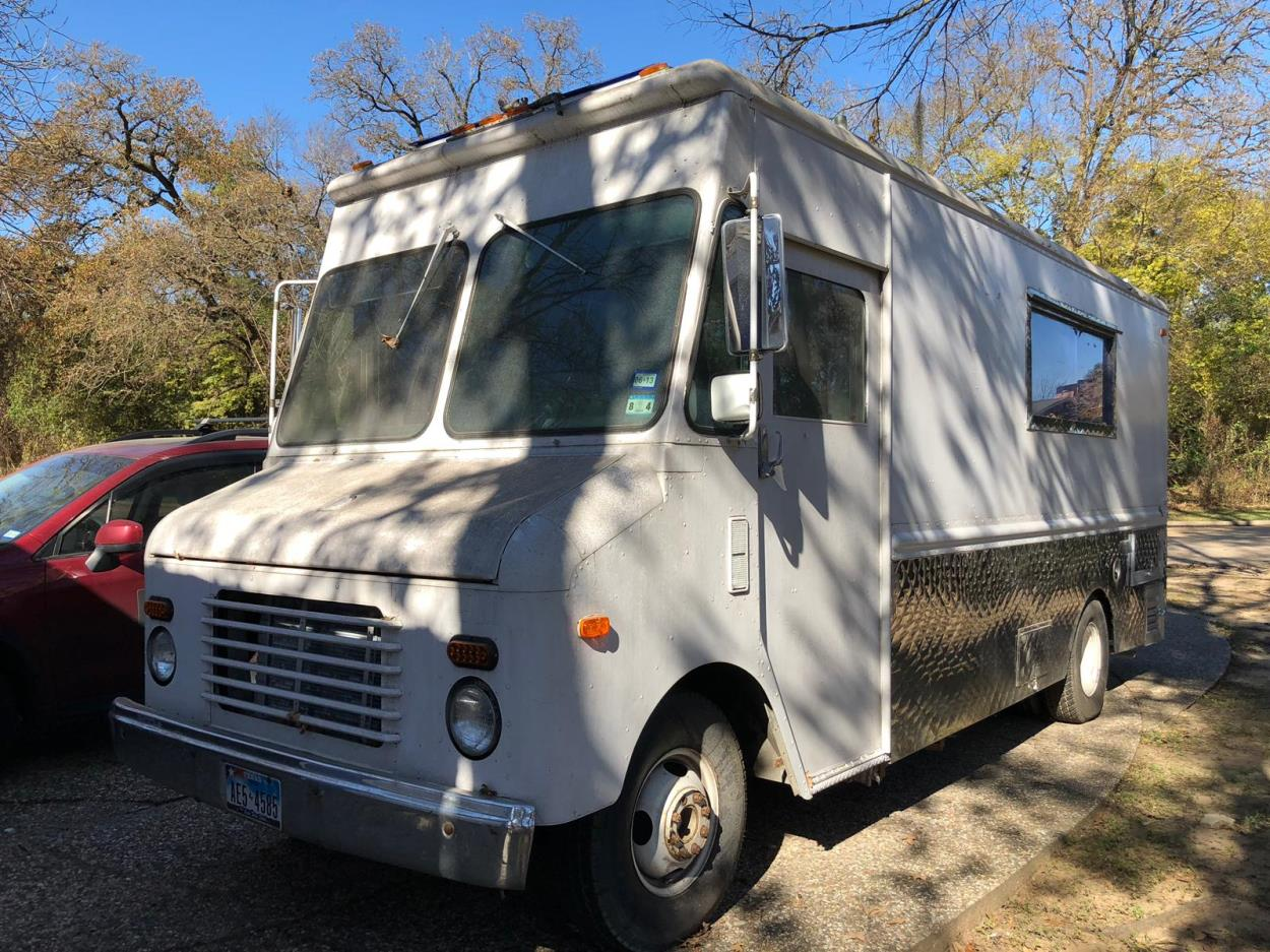 Cost to Transport a Food Truck for transport in trailer to Houston | uShip