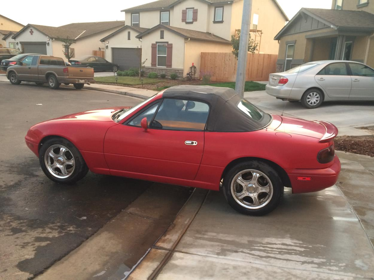 Ship a 1990 Mazda MX5 Miata to Friendsville uShip
