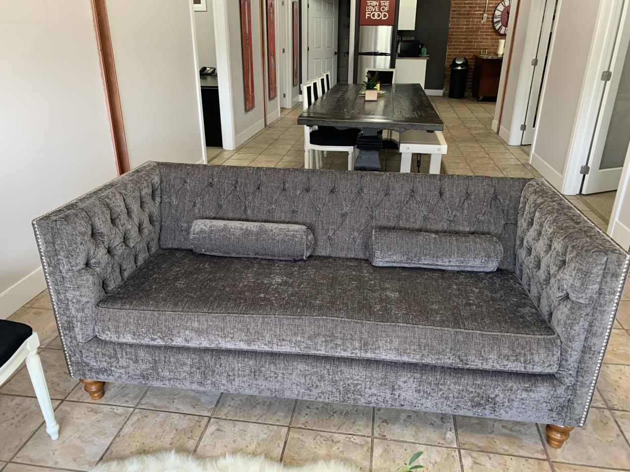 Deliver a Couch, Boxes and Vacuum to Halifax uShip