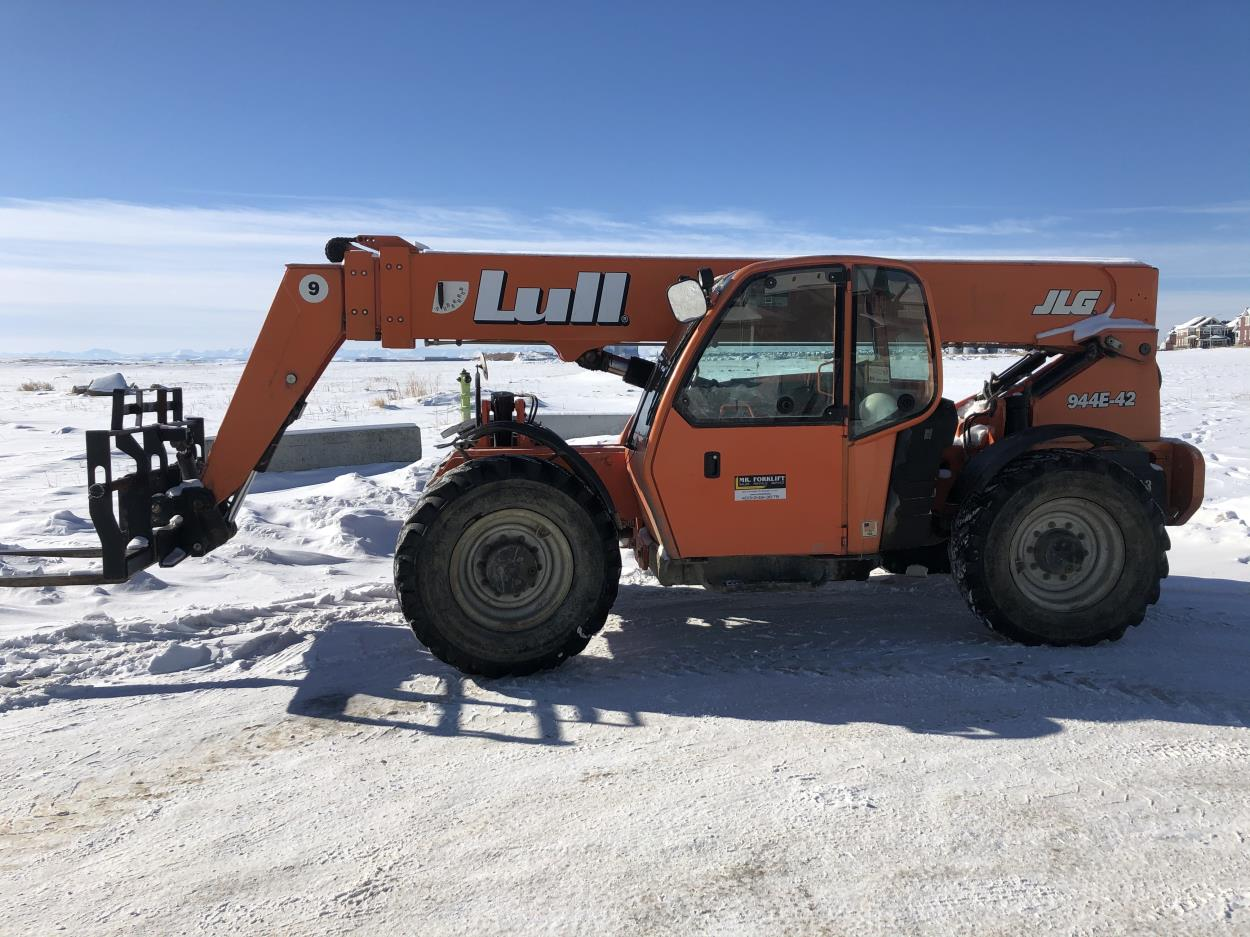 Quote for Shipping a Telehandler Lull 944e to Windsor uShip