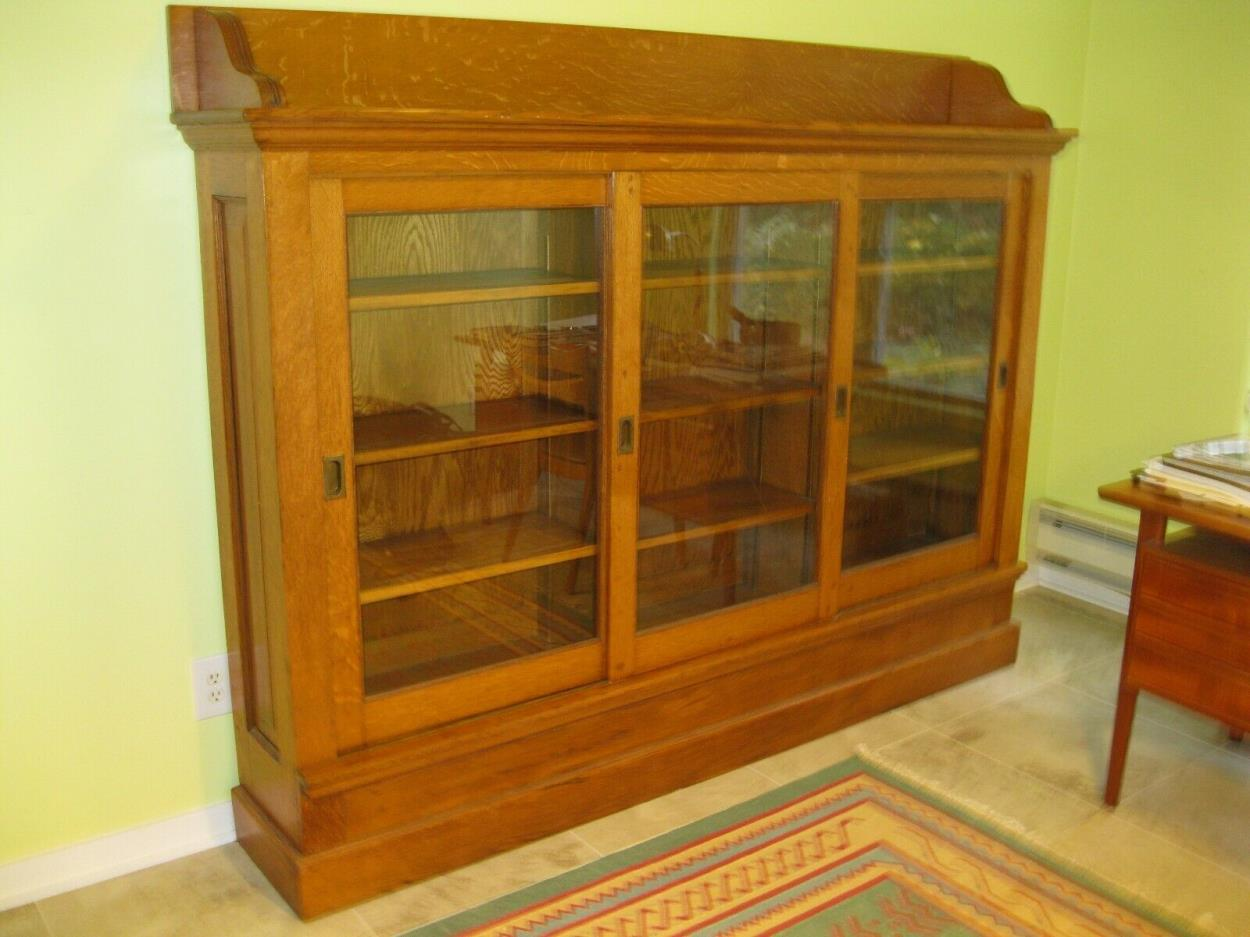 Ship My Antique Oak Bookcase with Sliding Glass Doors to Louisville uShip