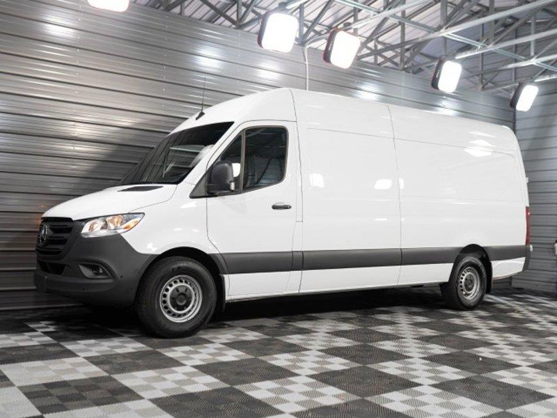 Cheapest Way to Ship a 2022 MercedesBenz Sprinter Cargo Van 170