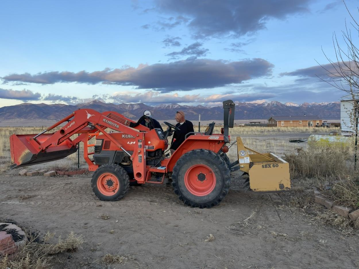 Transport a Kubota L3400 Gear to Lake Mills uShip