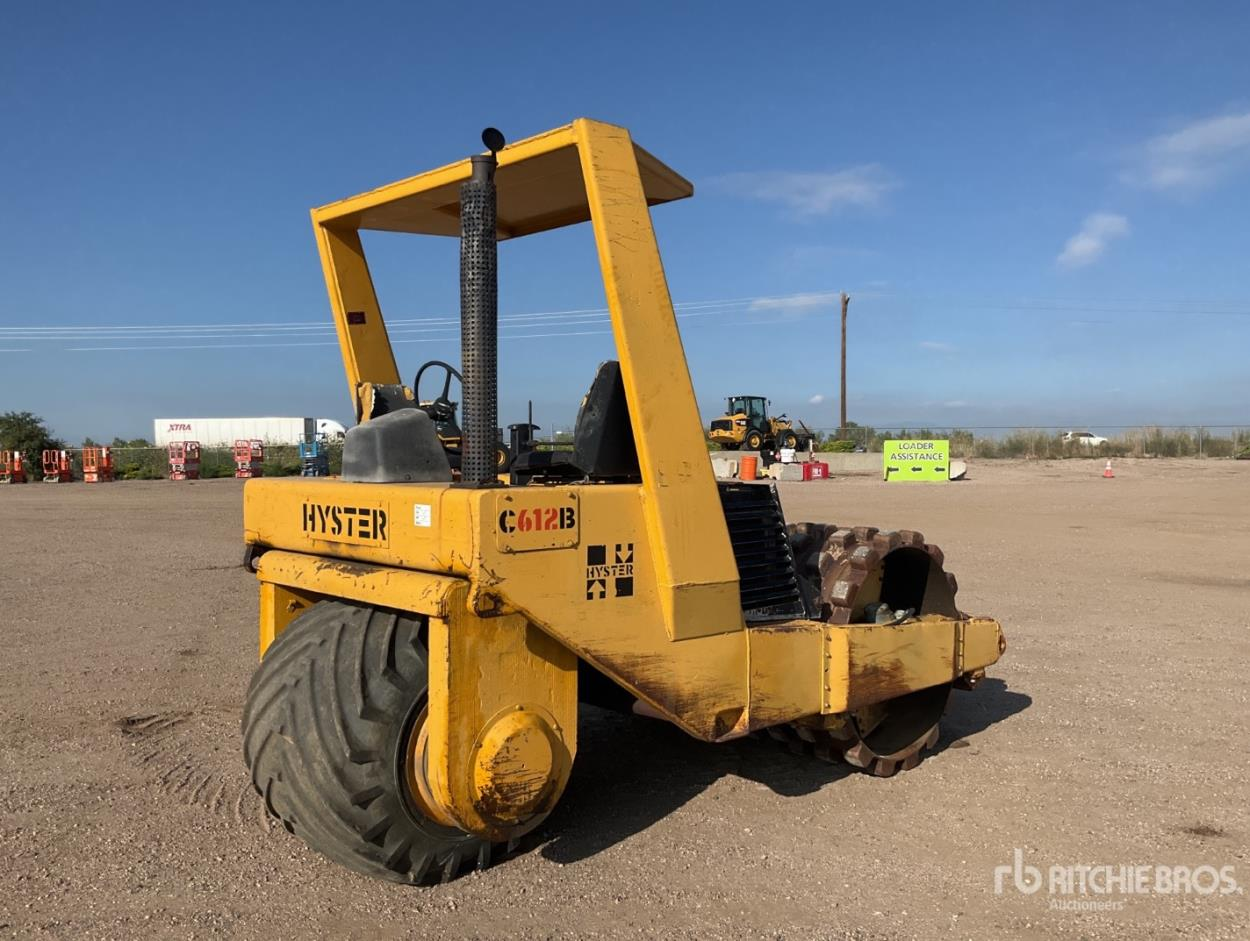 Equipment Shipping Hyster C612B Padfoot Drum Compactor to San Diego uShip