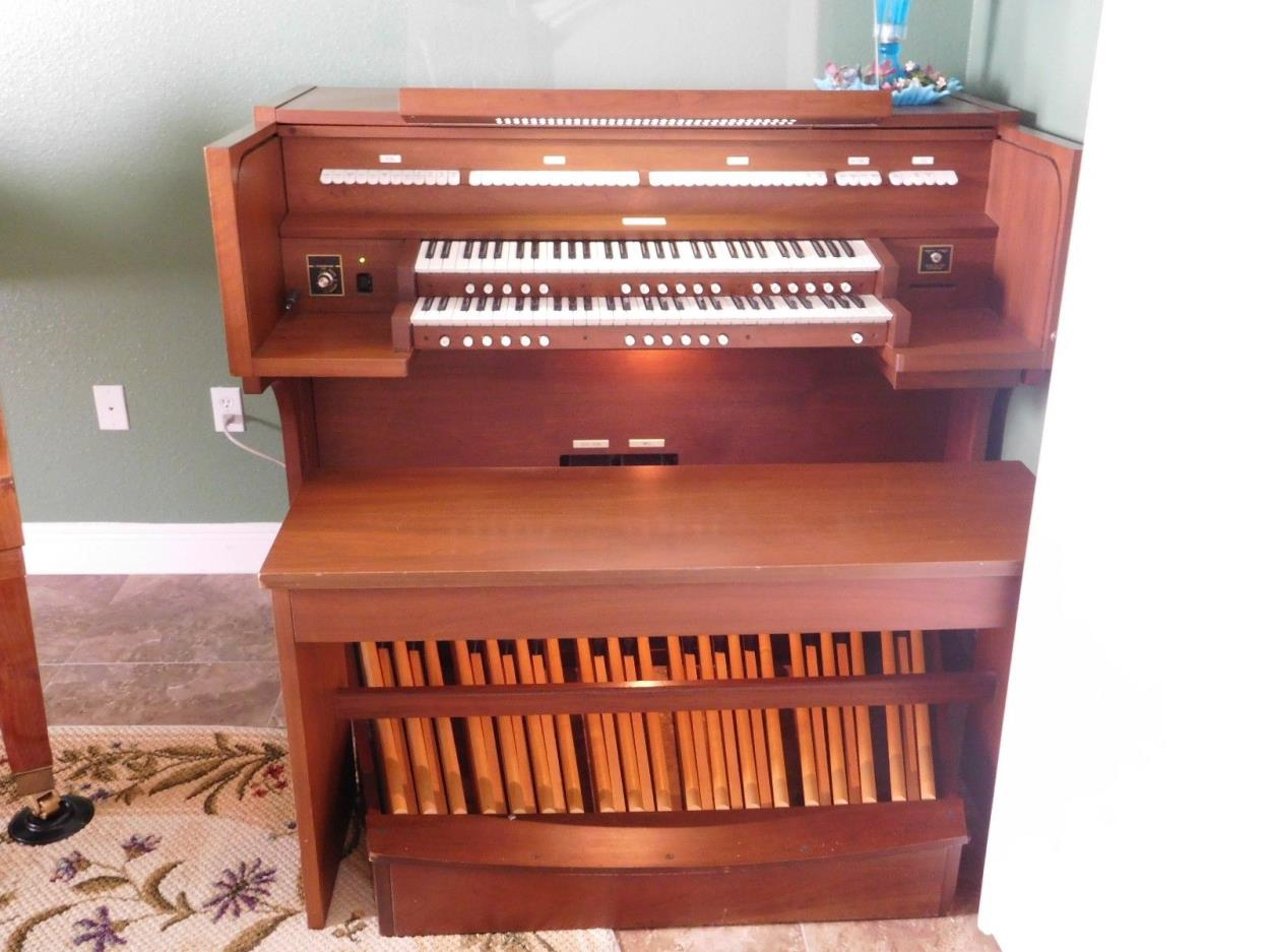 Ship a Allen Electronic Organ, with 2 speakers to Sarasota uShip