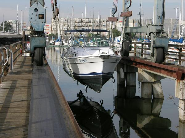 boat shipping services - mainship boats