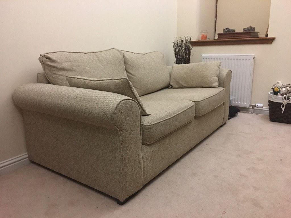 Cost to Ship a Sofa Bed to Southampton uShip