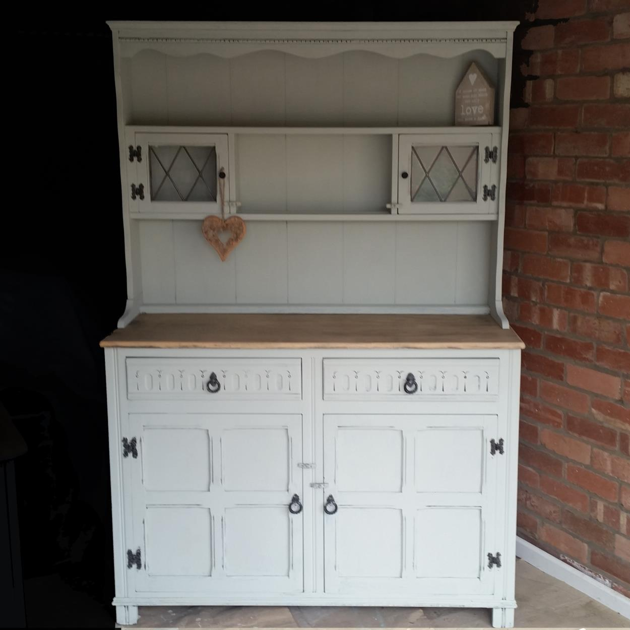 Cost to Transport a Dresser (splits into 2 halves) to Netley uShip