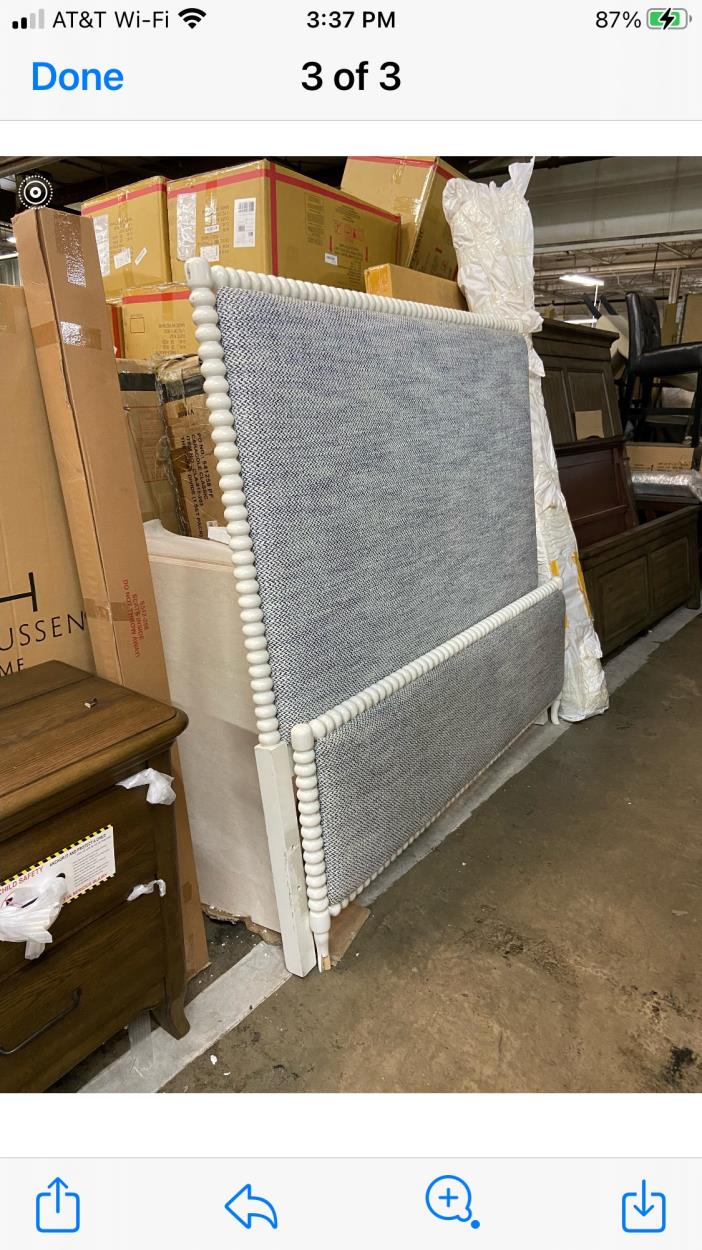 Deliver a Queen headboard, footboard, siderails to Knoxville uShip