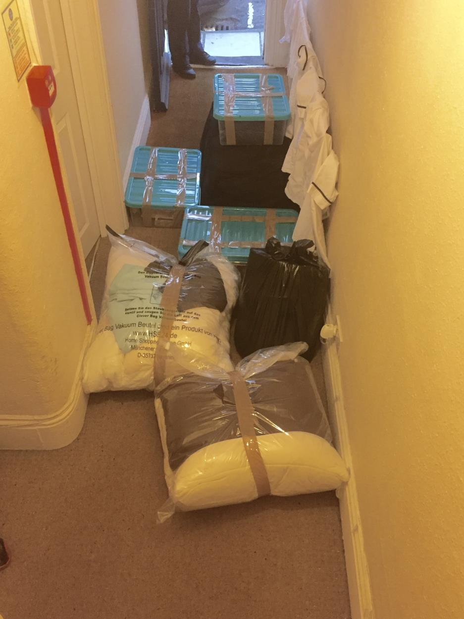 Cheapest Way to Ship a Bag and boxes to Hastings uShip