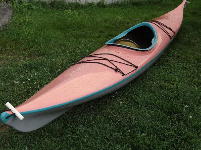 Move a 16 foot fiberglass kayak to Innisfil uShip