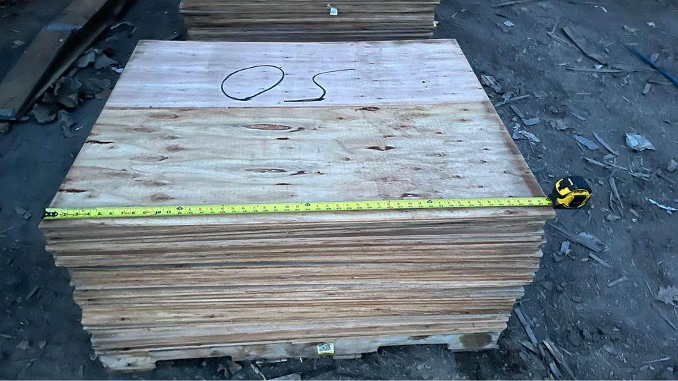Cost to Ship a 4 Pallets of Plywood to Lebanon uShip