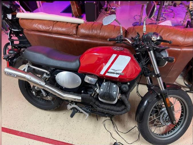 Cost to Ship a 2016 Moto Guzzi V7 II Special ABS to Sarasota uShip