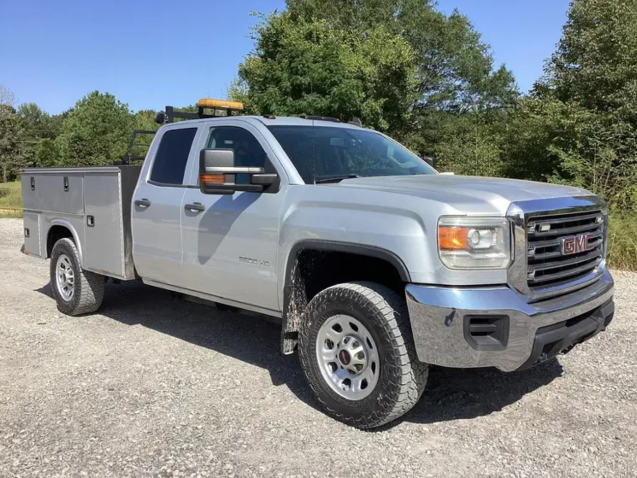 Cheapest Way to Ship a 2016 GMC Sierra 2500HD to Port Allen uShip