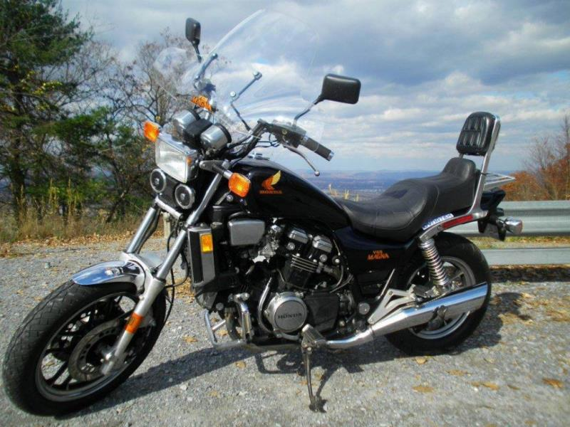 Honda magna 1100