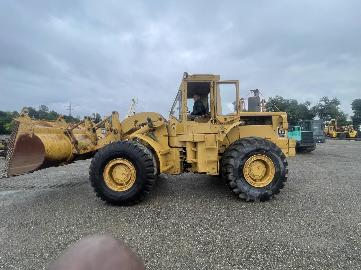 Equipment Shipping Caterpillar 966C to Oakland | uShip