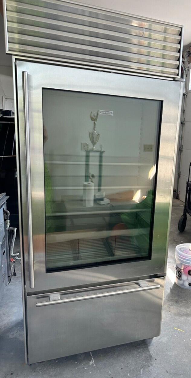 Deliver a Sub Zero Fridges and Wolf Range to Carlsbad uShip