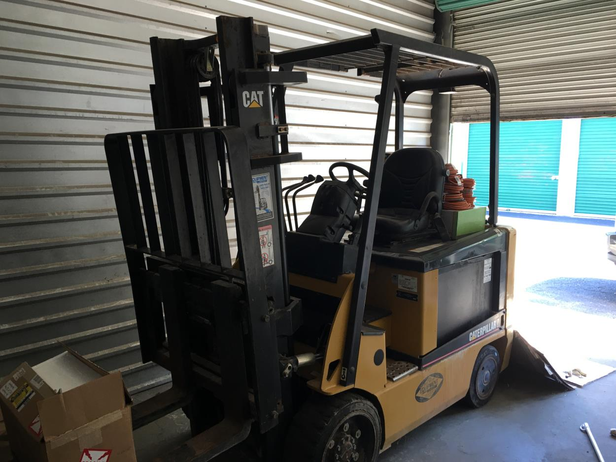 Transport a Caterpillar Forklift E6000 to Middletown uShip