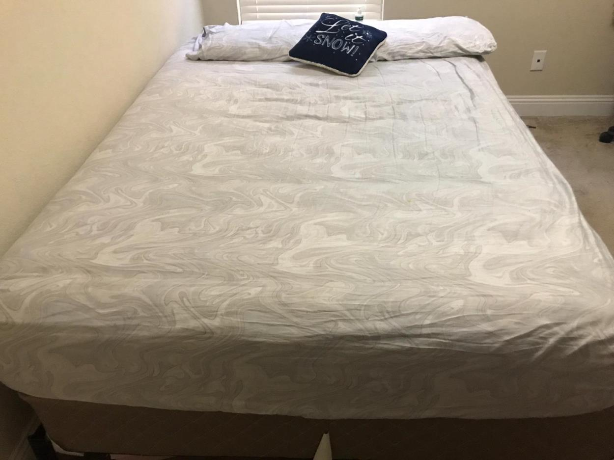 Quote to Move 8 medium boxes(18/18/24) plus queen bed mattress to