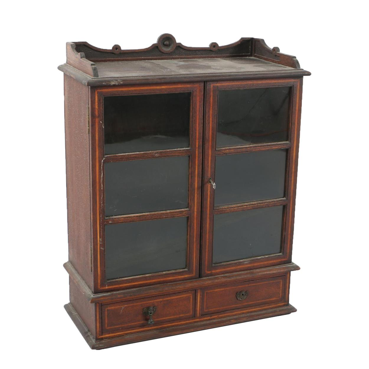 Cost to Ship a Vintage Glass Door Wooden Cabinet B-5406376 to Fort