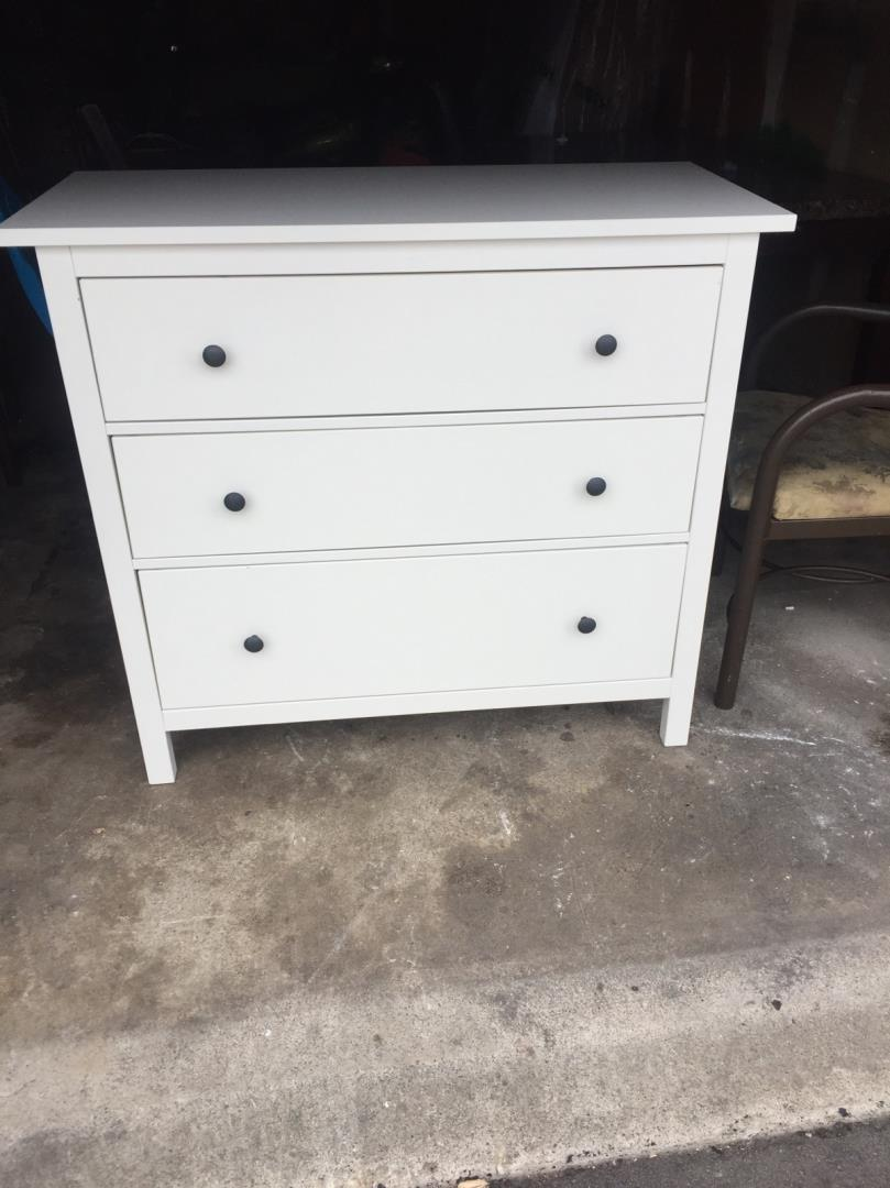 Cost to Deliver a Dresser to Hamilton uShip