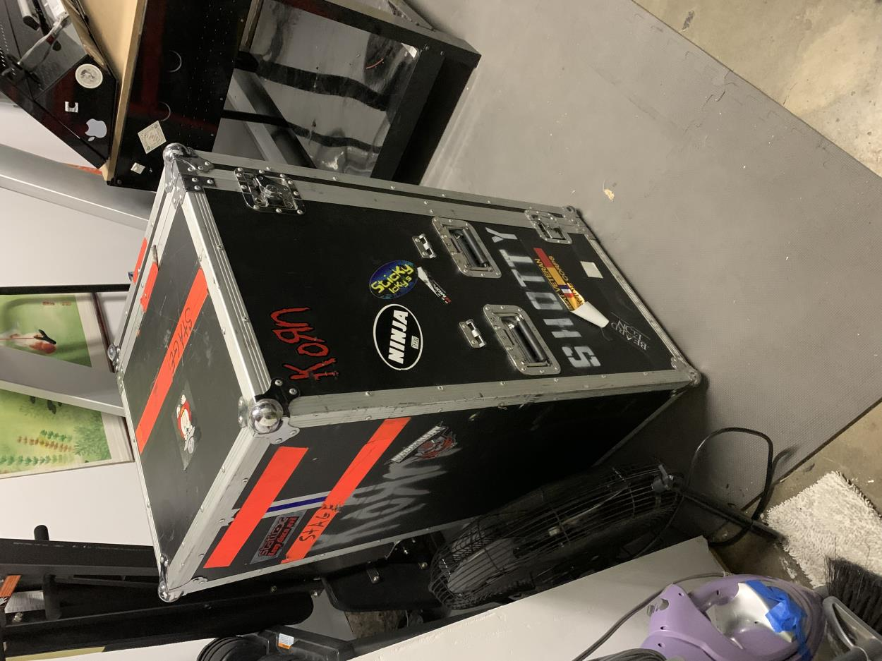 Cheapest Way to Ship a Guitar Tech workbox on casters. to Covington uShip