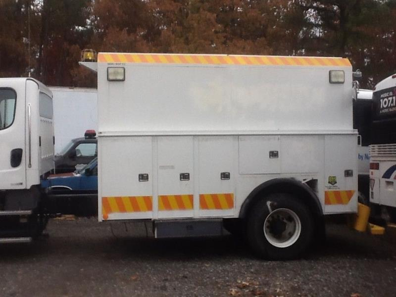 Equipment Transport utility service truck body to Utica uShip