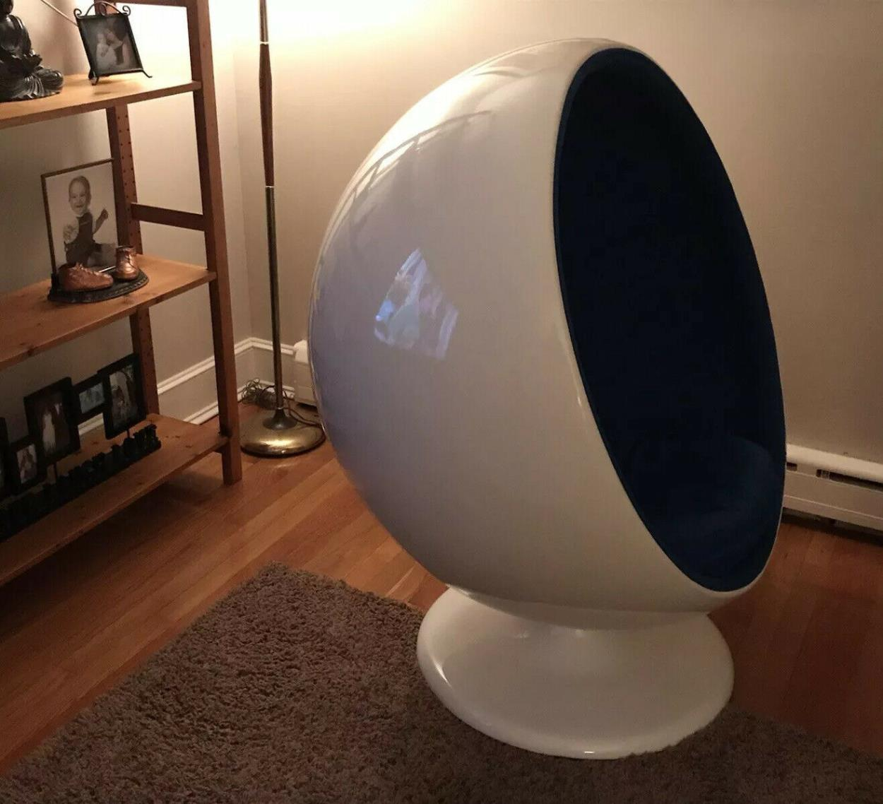 Cost to Deliver a Fiberglass Ball Chair to Bath uShip