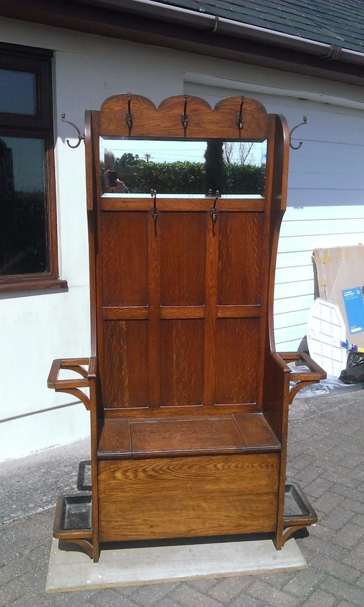 Cheapest Way to Ship a Antique Coat / Hall stand to WestonsuperMare uShip