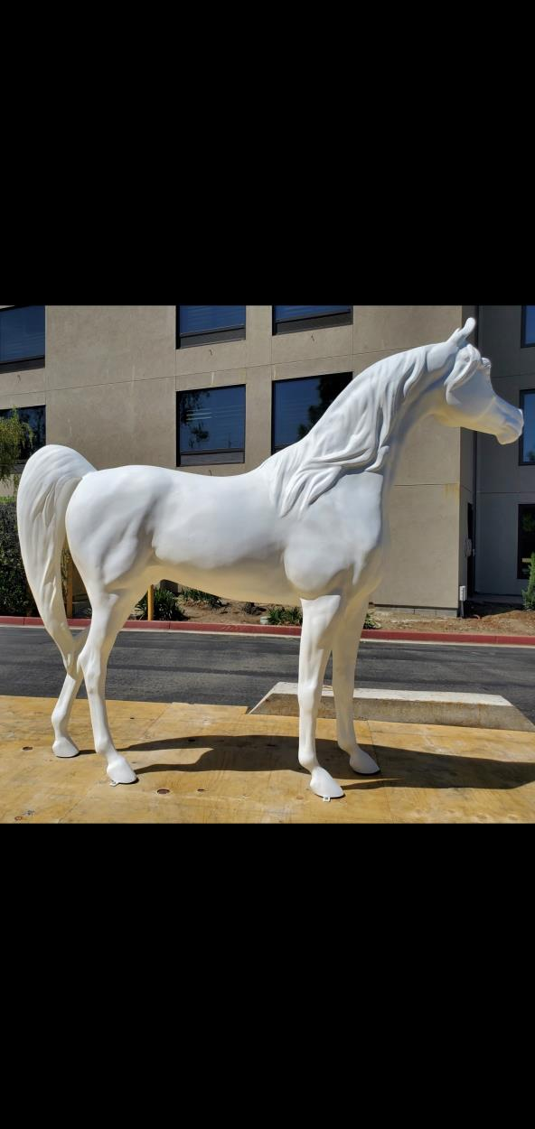 Deliver a 1 Lifesize Fiberglass Horse to Cave Creek uShip