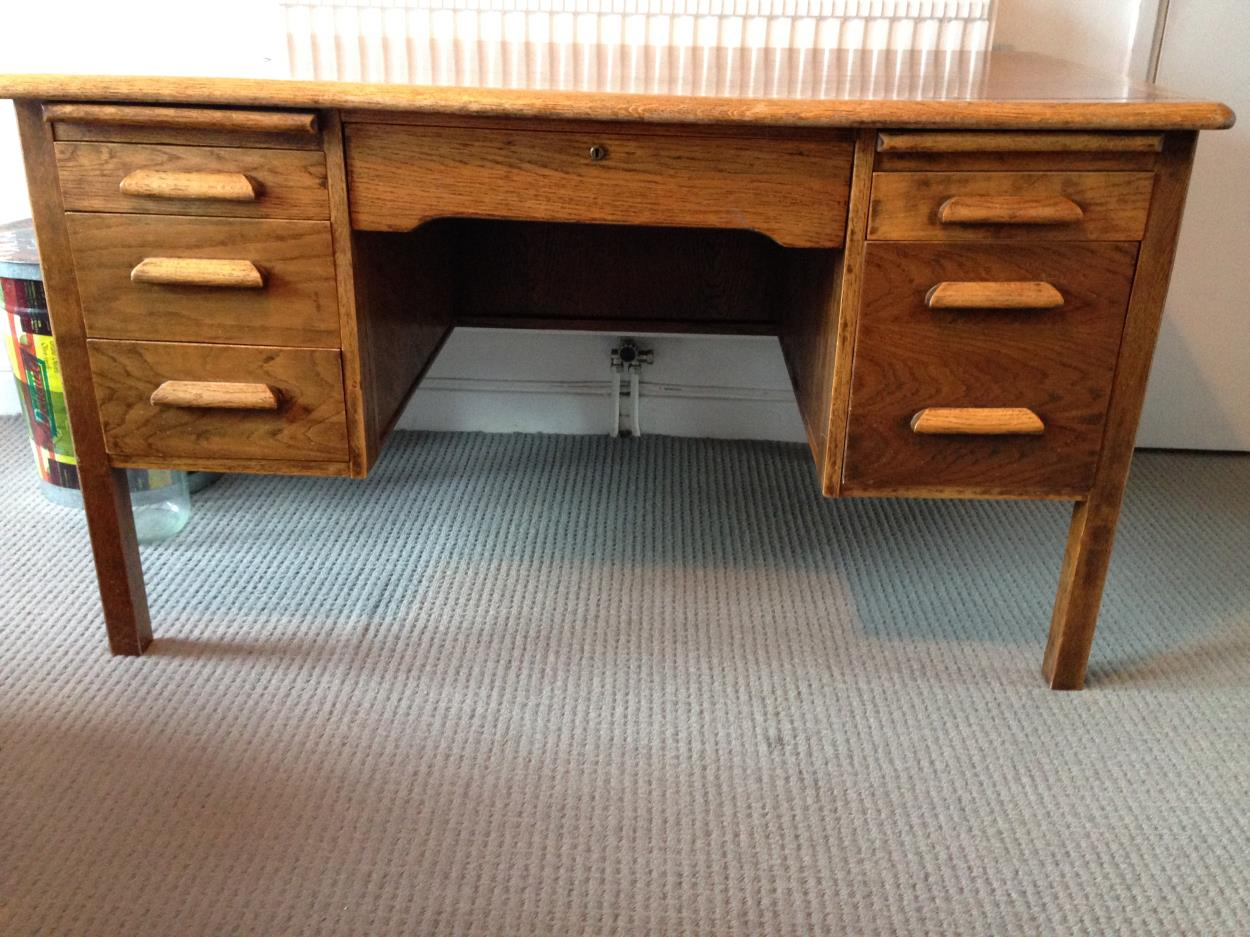 Ship a Desk to London uShip