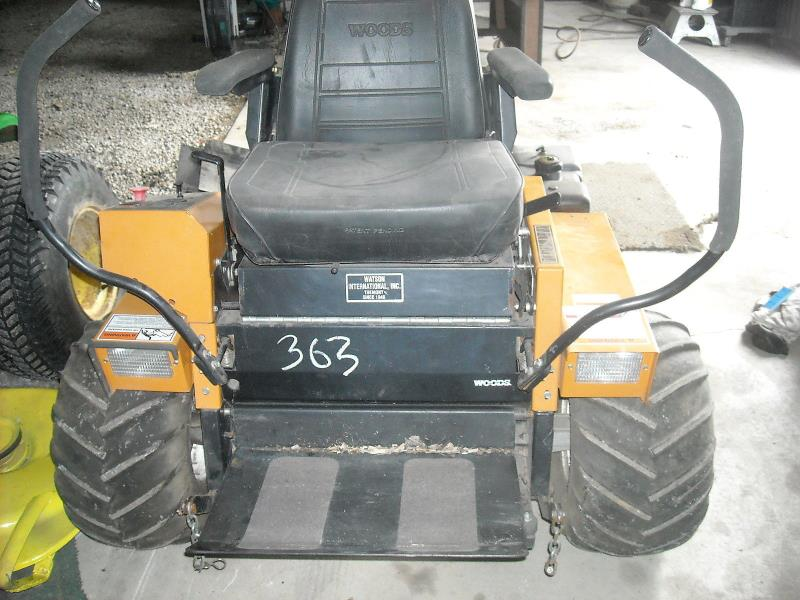 Equipment Movers Woods 6225 zero turn mower/unattached deck/parts to