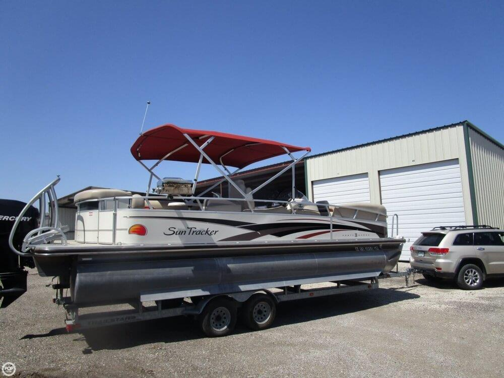 New 2024 Tracker Pro Guide V-175 Combo, 47129 Clarksville - Boat