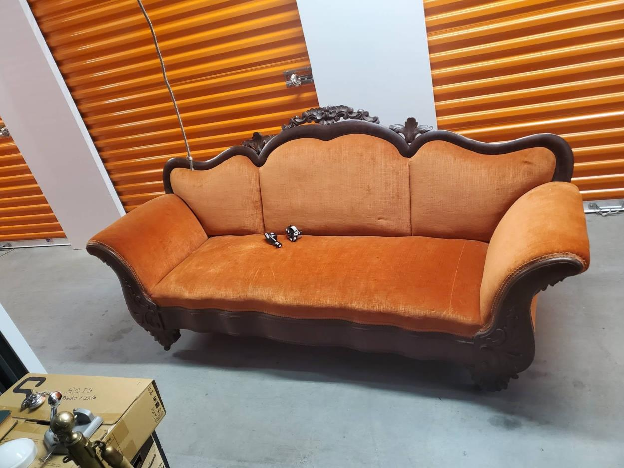 Cost to Deliver a 1900s Antique Wooden Couch to New Orleans uShip