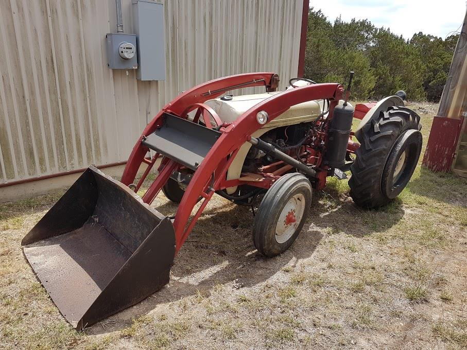 Equipment Shipping Ford 8n Tractor with Loader to Blanco uShip
