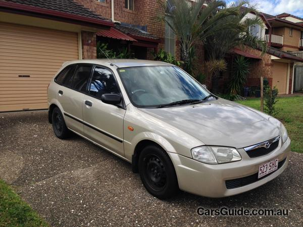Mazda 323 1999