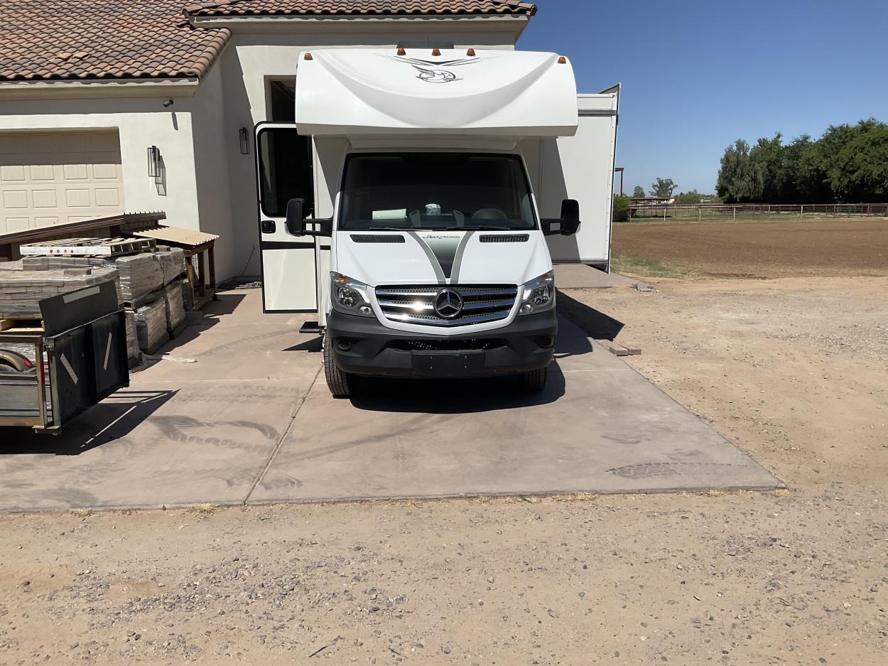 Cost to Ship a 2017 Class C Motorhome for transport to Orchard Park uShip