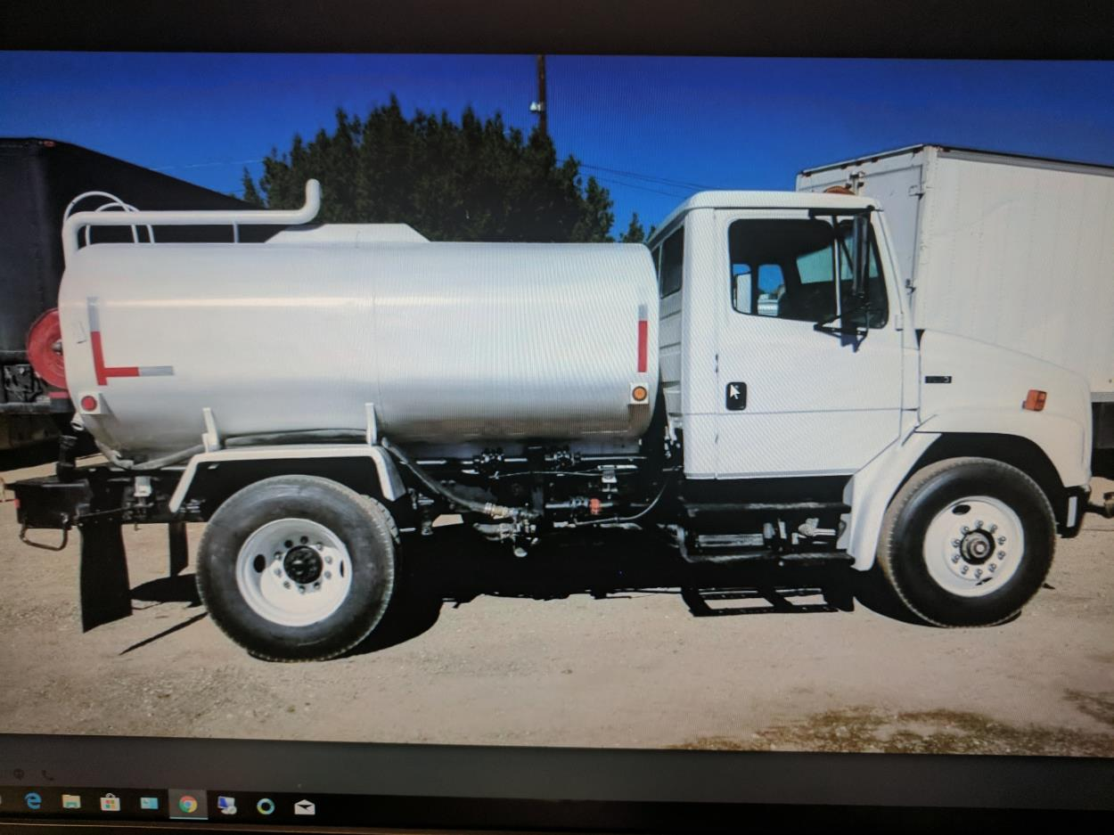 Equipment Shipping Freightliner FL70 to Phoenix | uShip