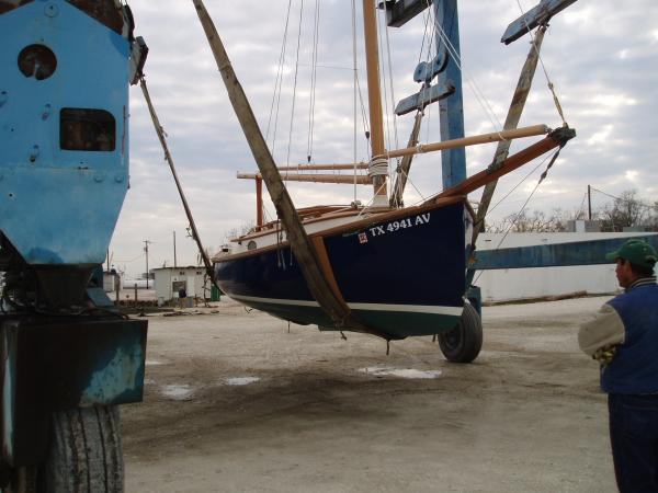 Marshall 22 Sloop Rigged Transport a 22 Ft. Marshall Sloop to Marco Island | uShip