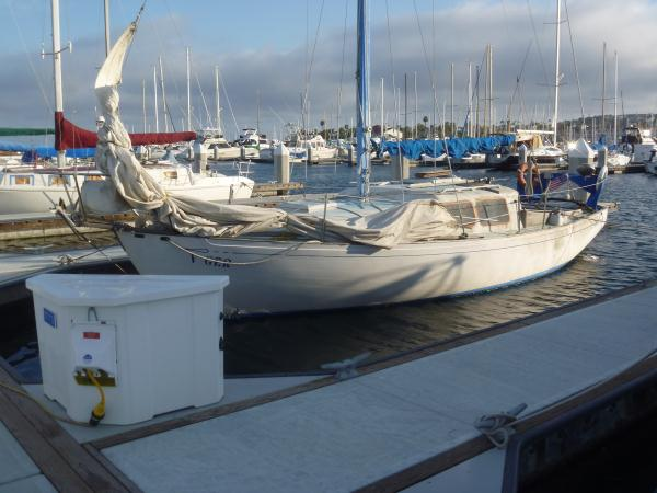 Transport a 1963 Islander 32 Sailboat to Las Vegas | uShip